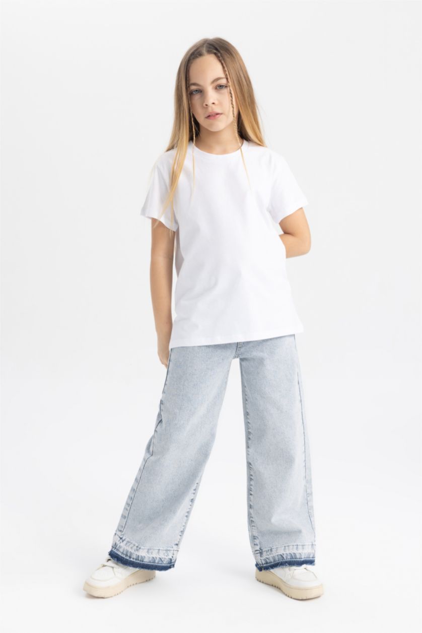 Girls & Teens White Girl Short Sleeve Basic T-Shirt