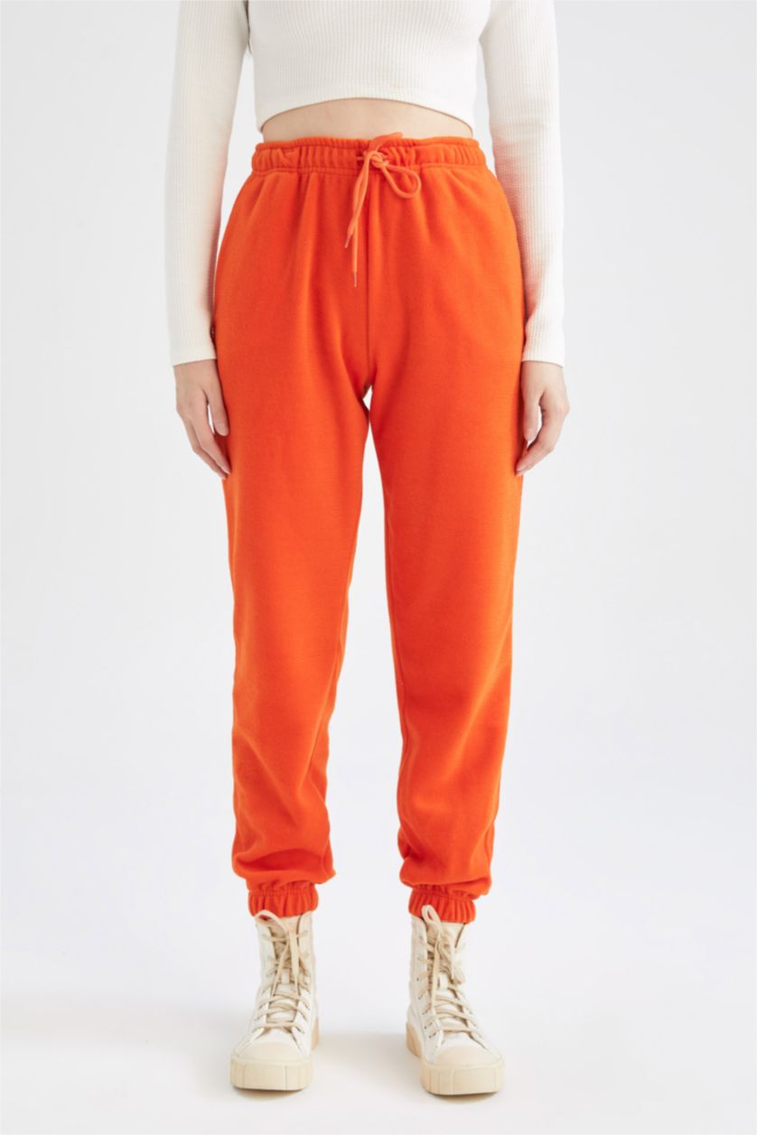 نساء برتقالي بنطلون صوفي  قصة عادية