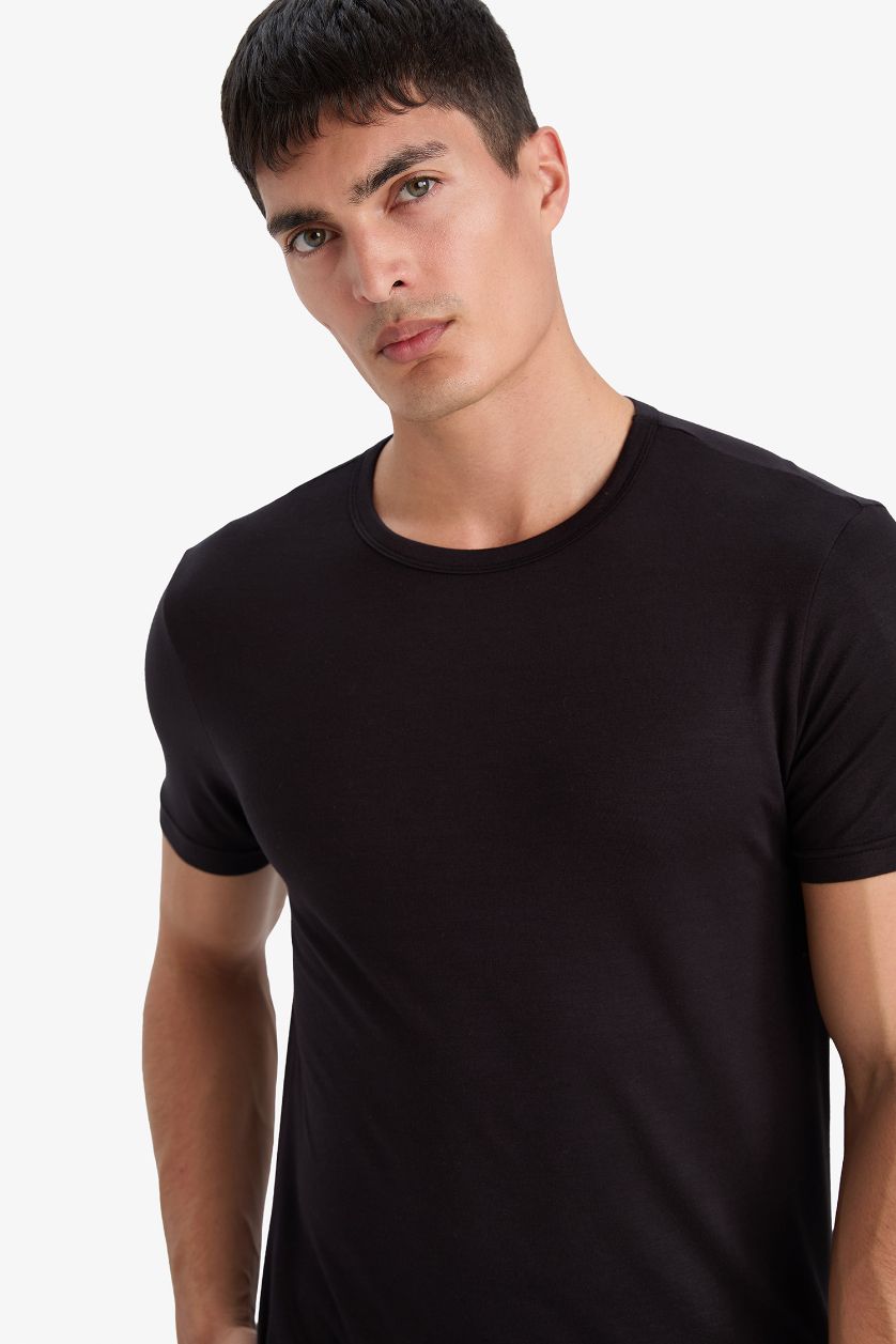 رجال أسود بلوزة بريميوم سليم فيت برقبة مستديرة