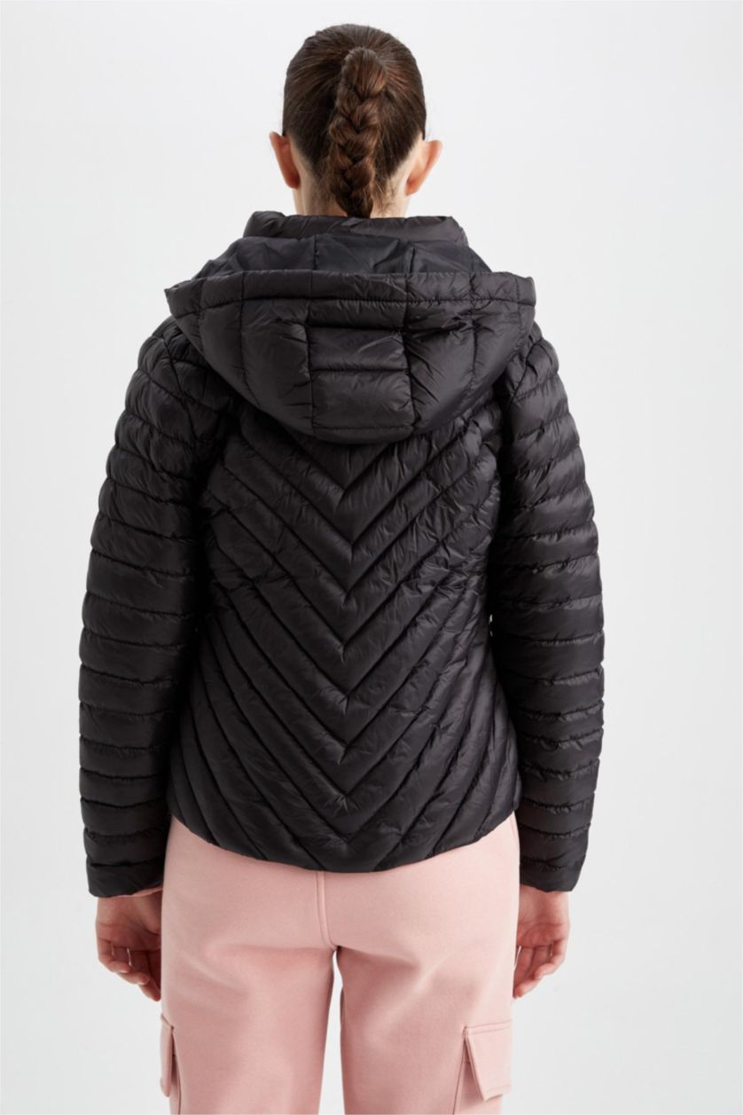 Woman Black Standard Fit Puffer Jacket