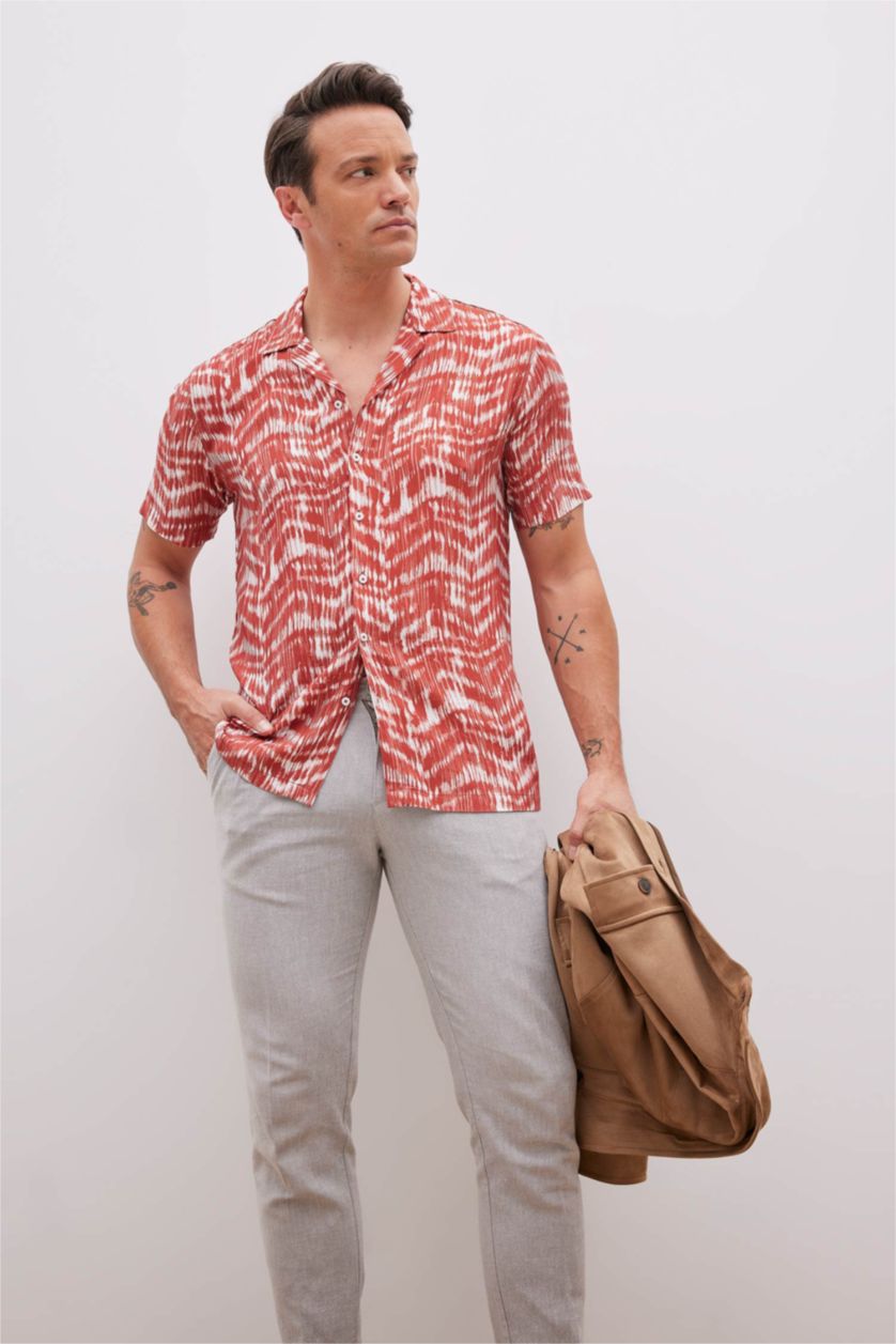 رجال برتقالي Modern Fit Short Sleeve Shirt