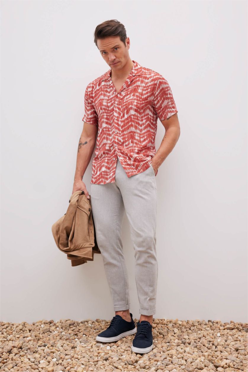 رجال برتقالي Modern Fit Short Sleeve Shirt