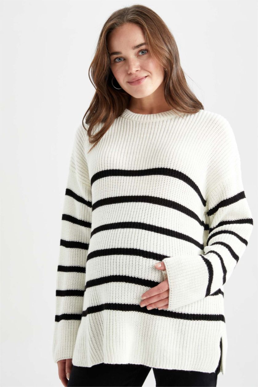 FEMME Blanc Standard Fit Tricot Maternity Tops