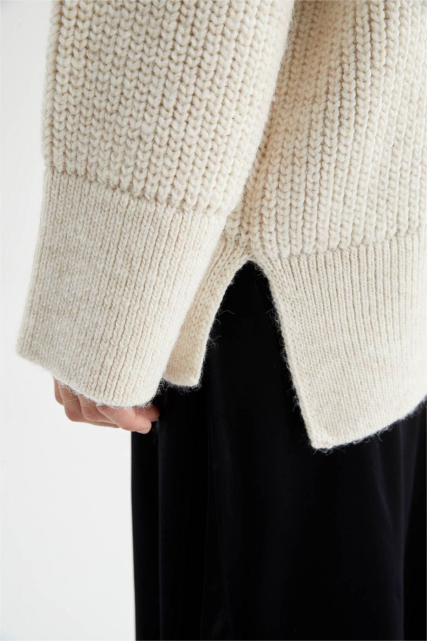 WOMAN Ecru Oversize Fit Turtleneck Thessaloniki Fabric Pullover