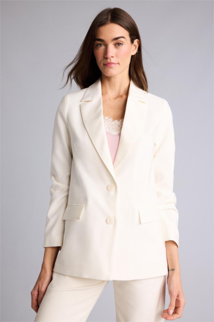 Woman White Oversize Fit Sensual Blazer
