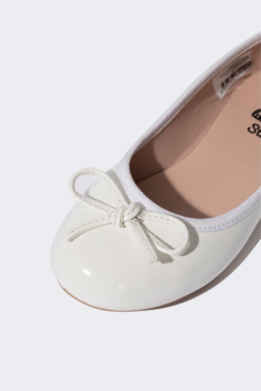 Kız Çocuk - Genç Kız Beyaz Kız Çocuk Düz Taban Suni Deri Beyaz Rugan Balerin Ayakkabı