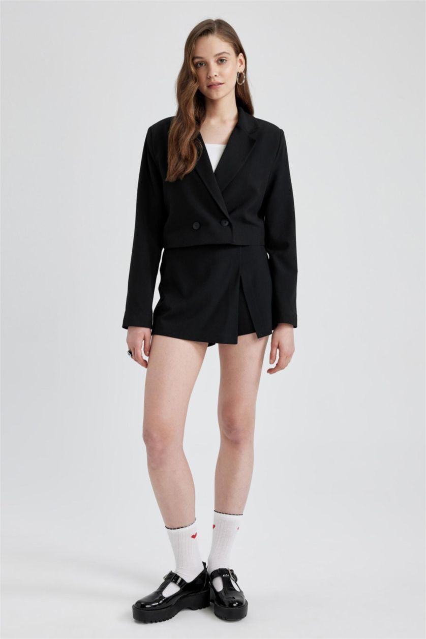 WOMAN Black Regular Fit Basic Shorts