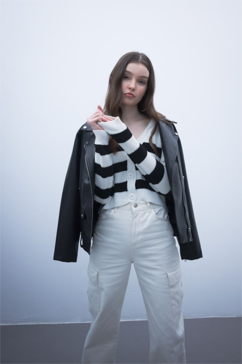 Kadın Ekru Regular Fıt V Yaka Hırka