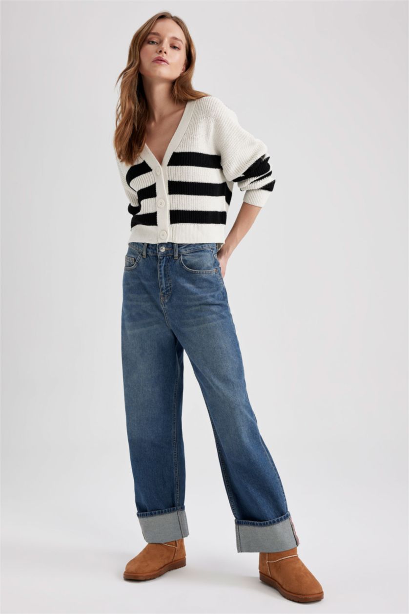 Kadın Ekru Regular Fıt V Yaka Hırka