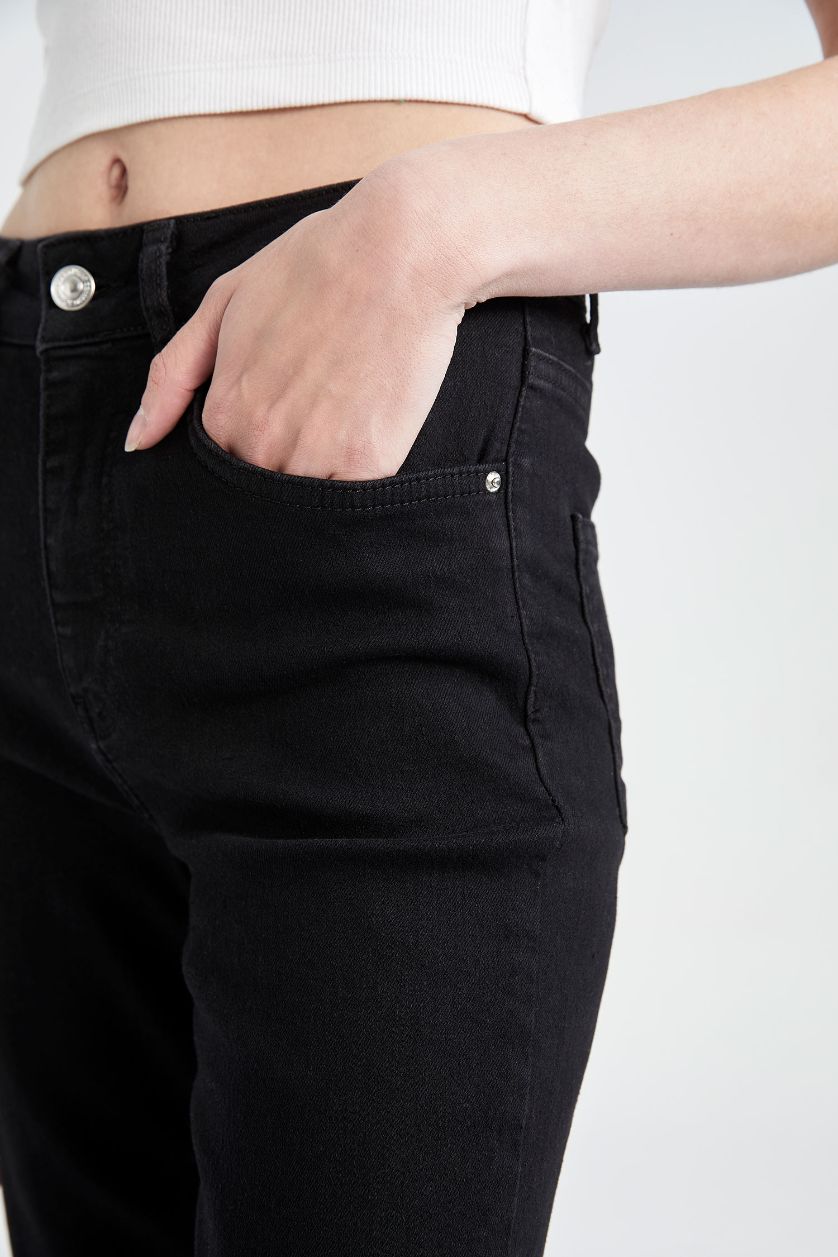 Kadın Siyah Normal Bel Flare Fıt Pantolon