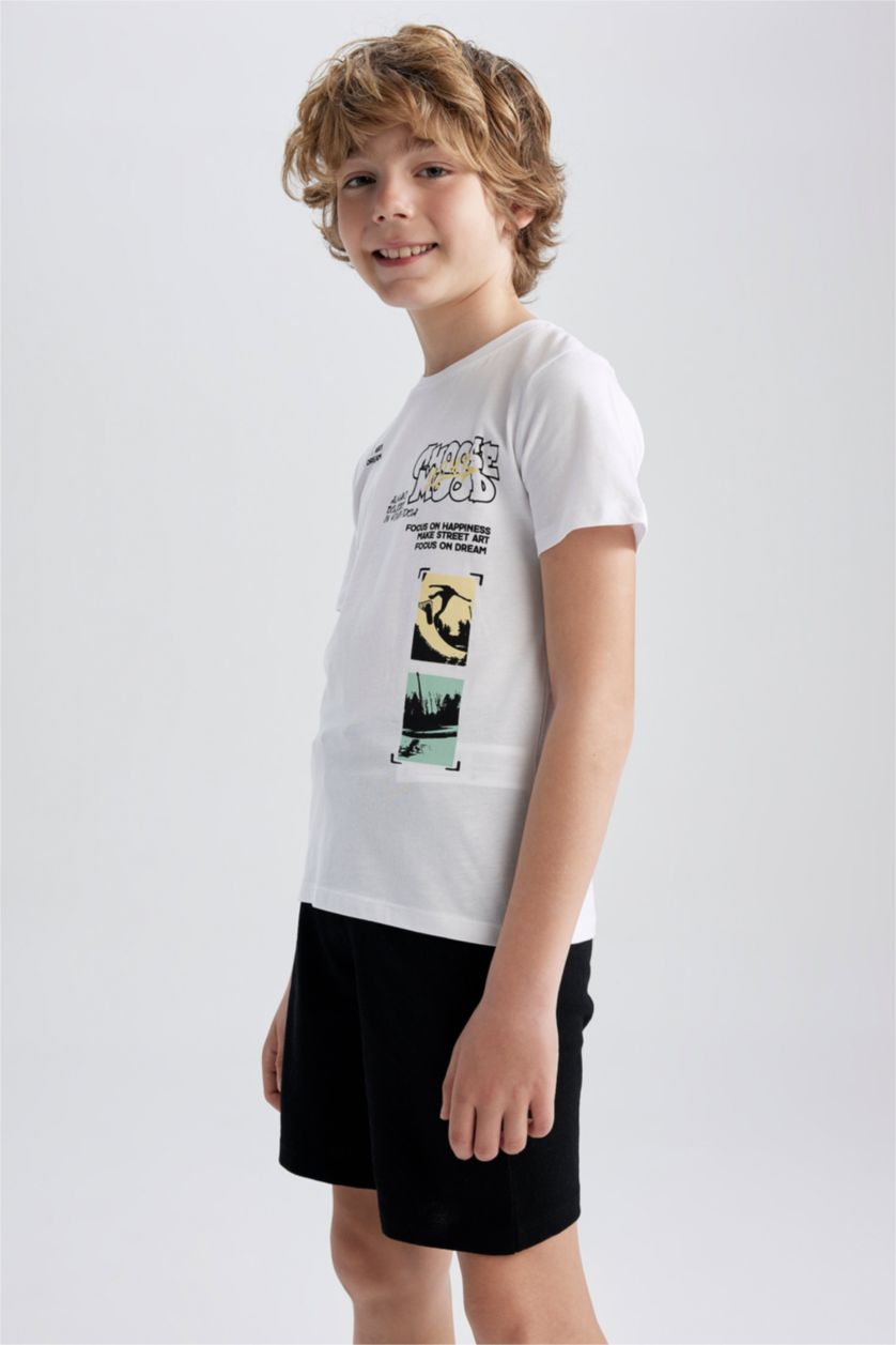 أولاد أبيض سيت ولادي شورت تيشيرت - قطعتين