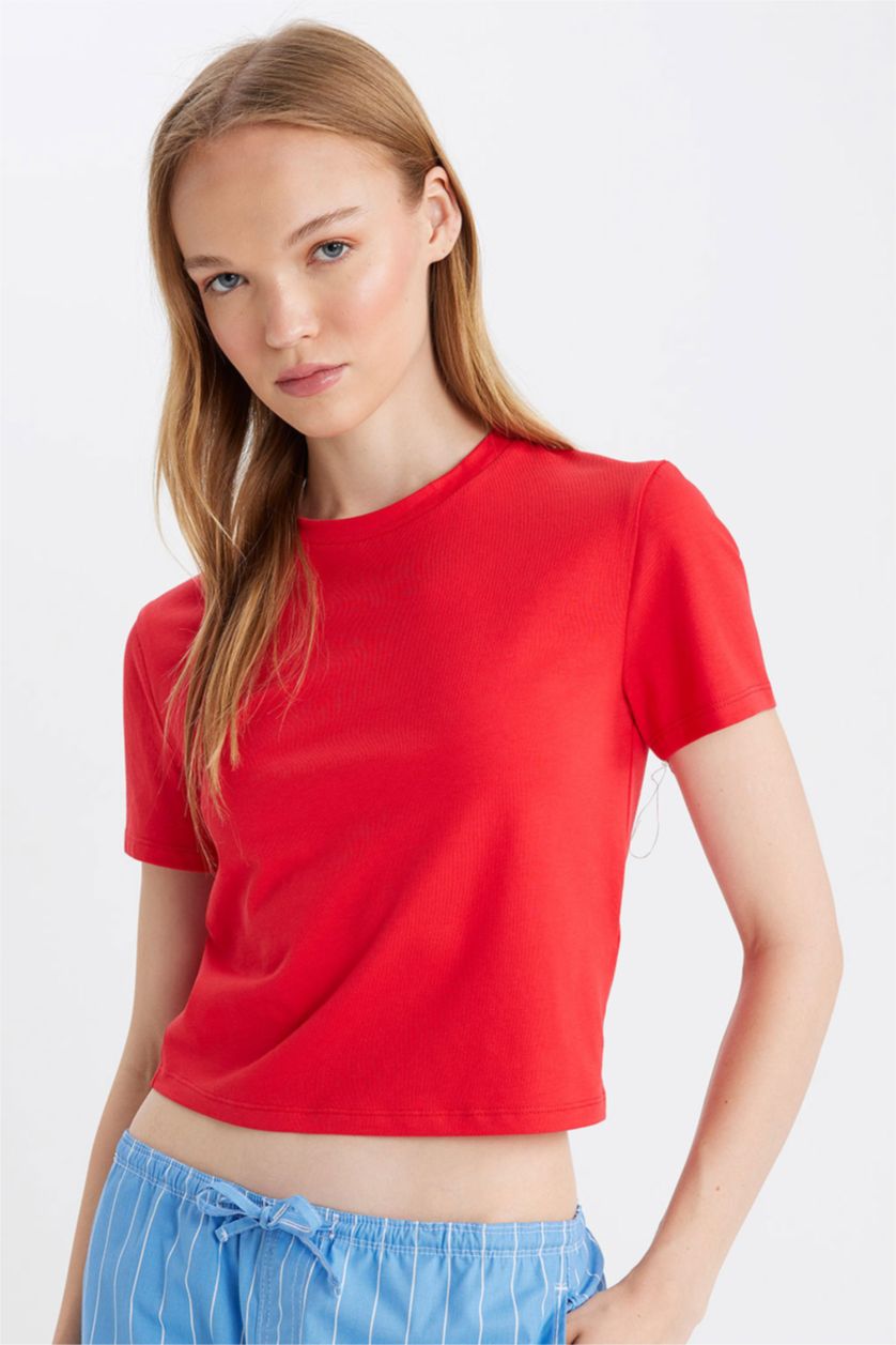 WOMAN Red Fitted Crew Neck Basic Short Sleeve T-Shirt