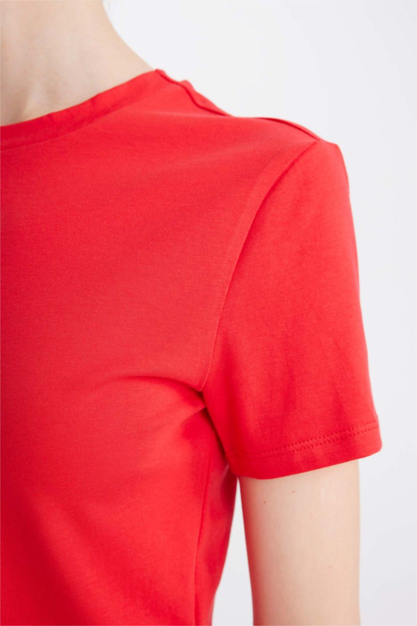 WOMAN Red Fitted Crew Neck Basic Short Sleeve T-Shirt