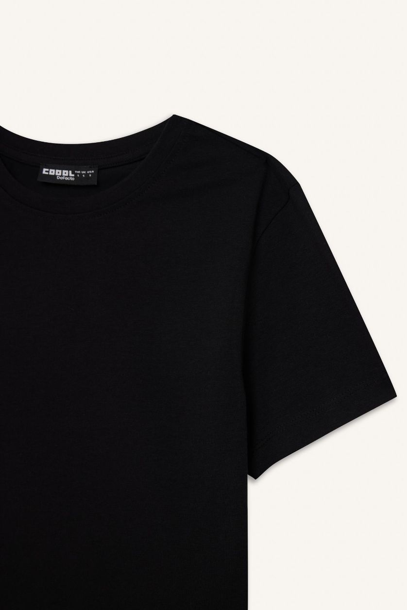 Kadın Siyah Fitted Bisiklet Yaka Basic Düz Kısa Kollu Tişört