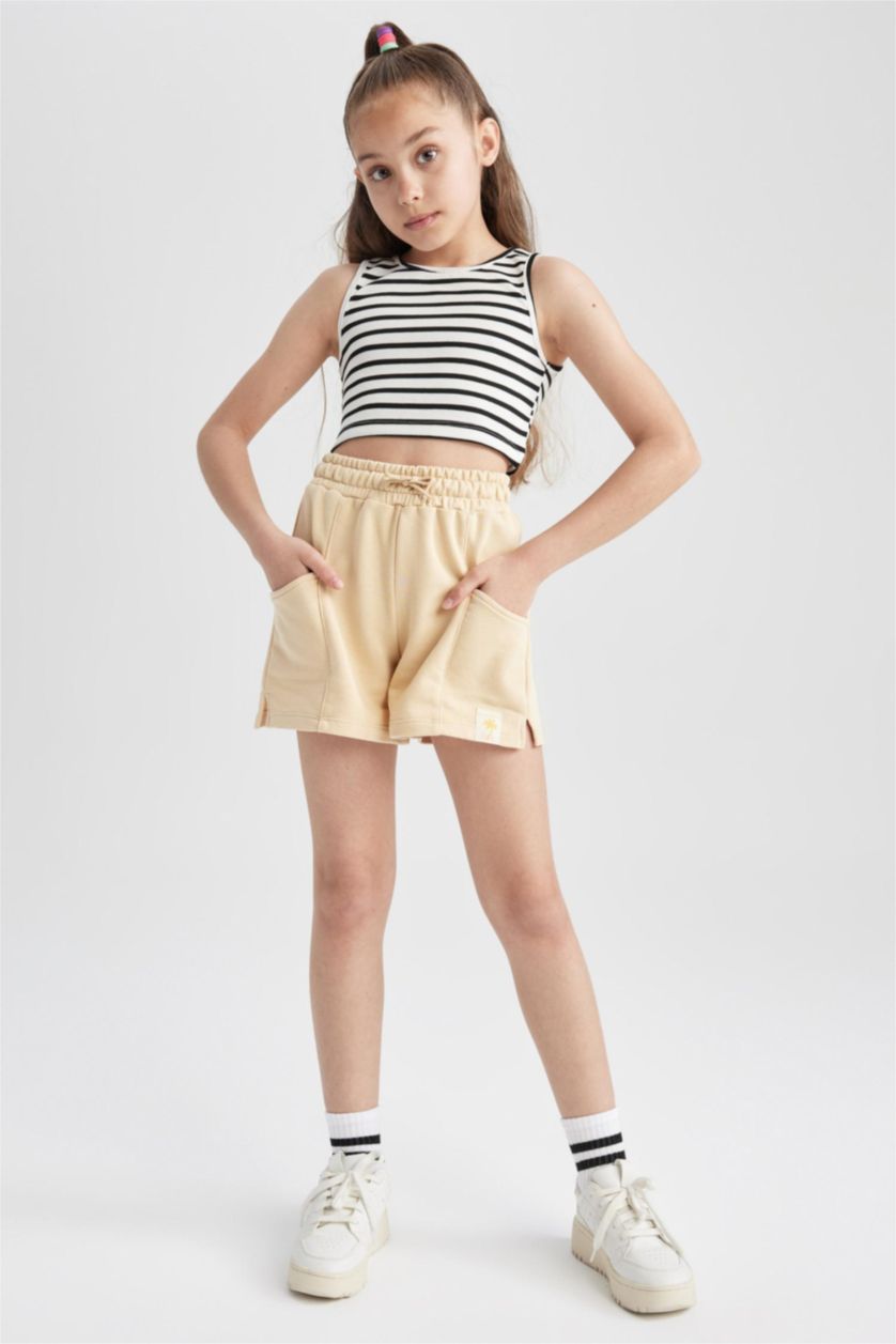 Girls & Teens Beige شورت بناتي قماش رقيق