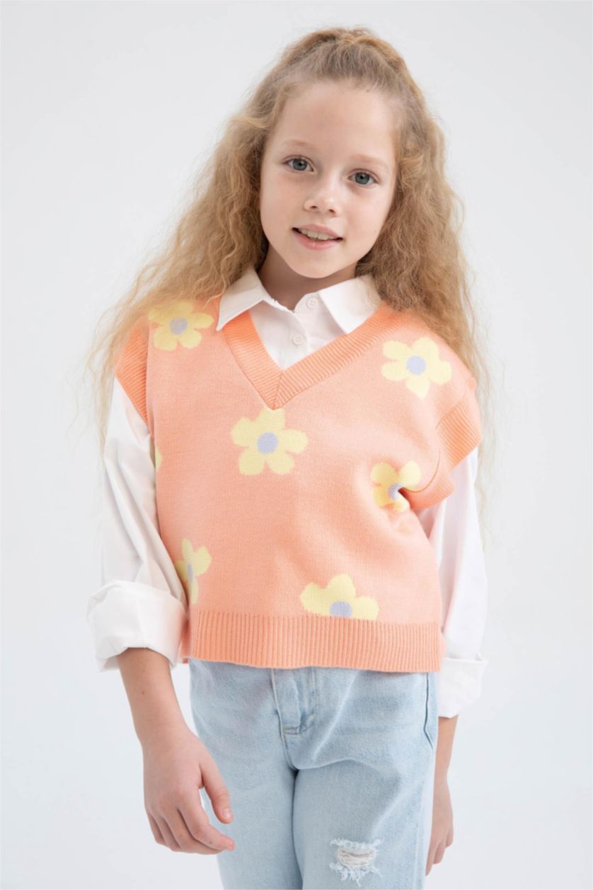 GIRLS & TEENS Coral Girl Standard Fit Sweater