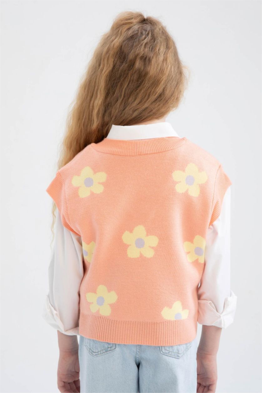 GIRLS & TEENS Coral Girl Standard Fit Sweater