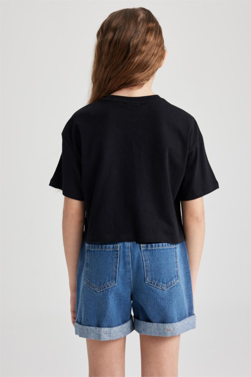 GIRLS & TEENS Black Girl Stranger Things Licensed Crop Short Sleeve T-Shirt