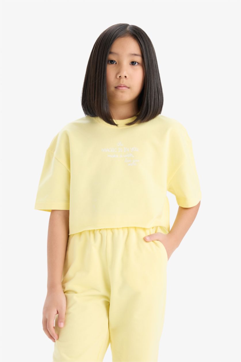 GIRLS & TEENS Light Yellow Girl Crew Neck Printed T-Shirt Sweatpants 2 Piece Set