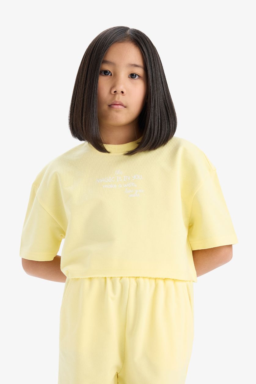 GIRLS & TEENS Light Yellow Girl Crew Neck Printed T-Shirt Sweatpants 2 Piece Set