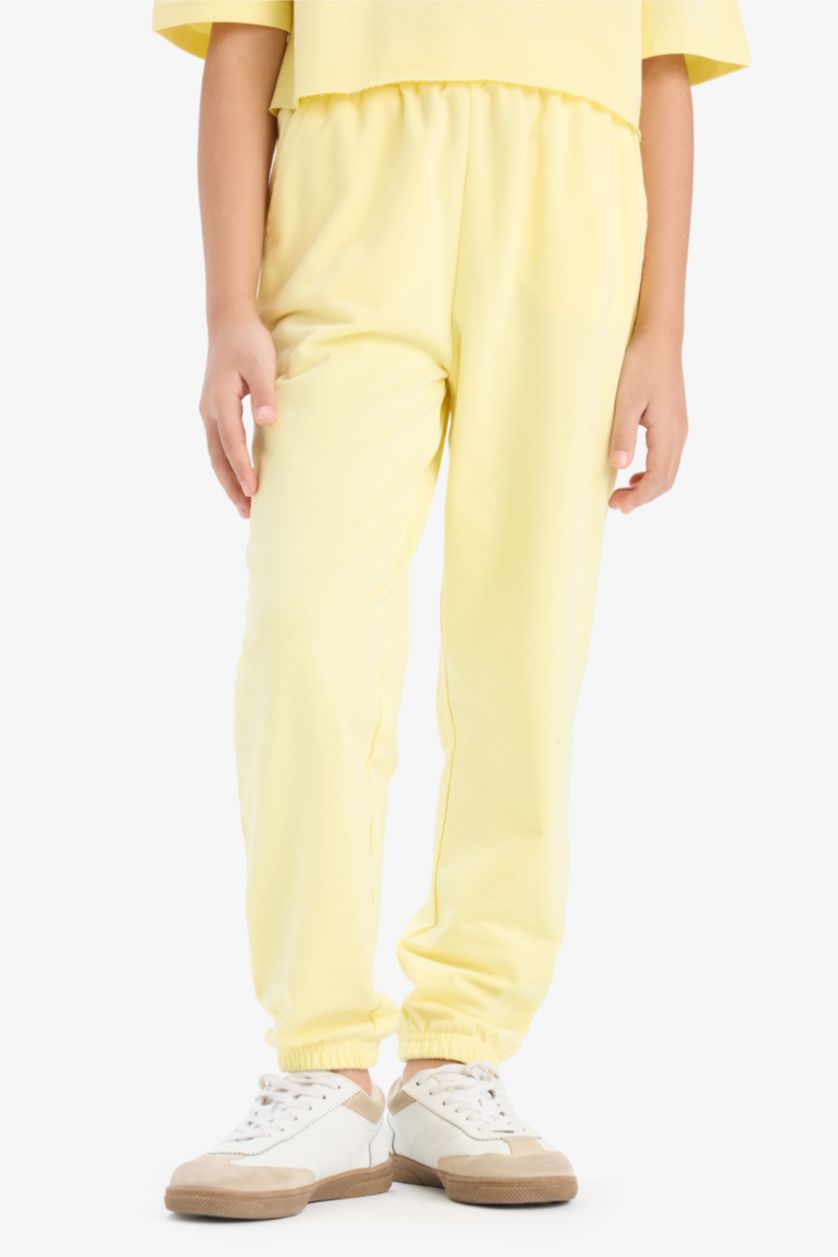 GIRLS & TEENS Light Yellow Girl Crew Neck Printed T-Shirt Sweatpants 2 Piece Set