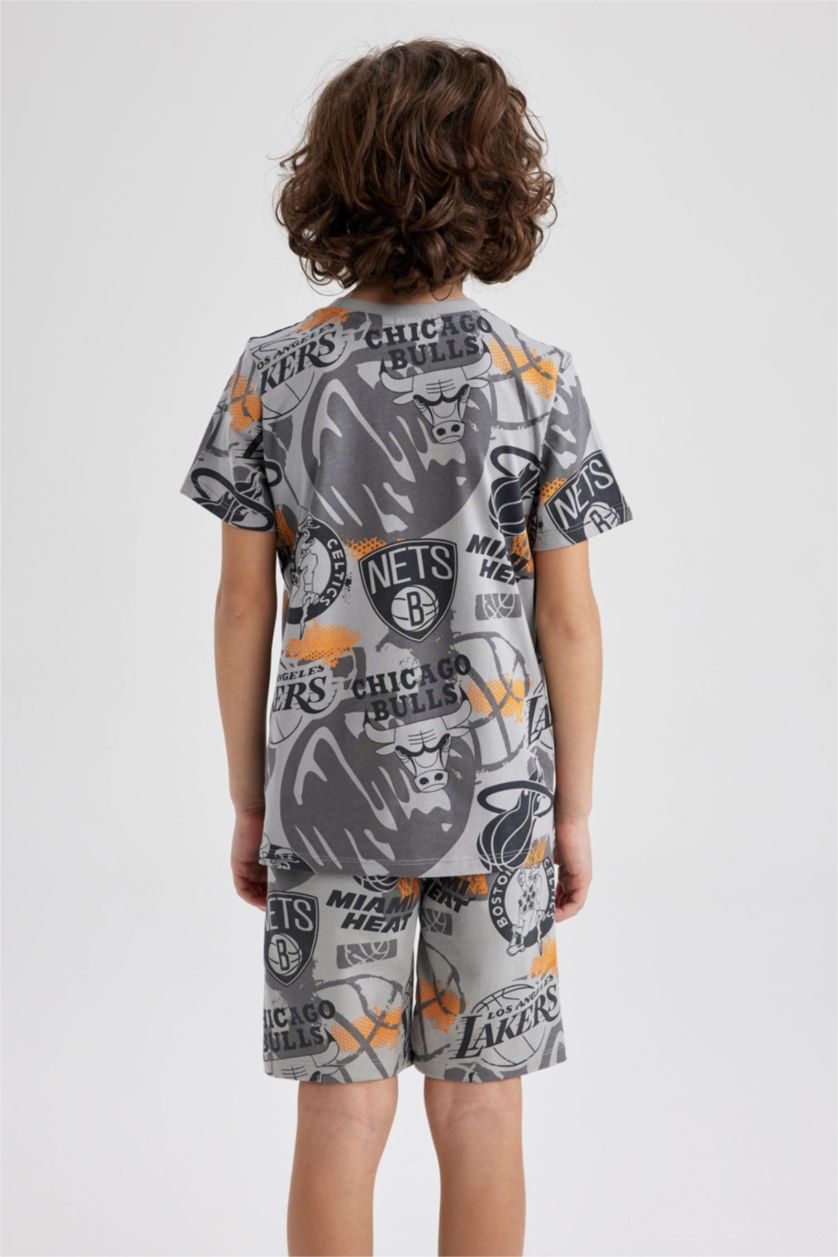 BOYS & TEENS Light Grey Boy Defacto Fit NBA Current Teams Licensed Regular Fit Crew Neck Patterned Short Sleeved T-Shirt