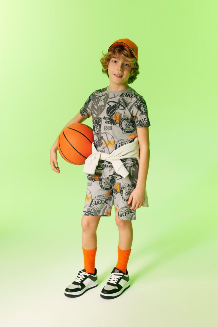 Мальчики и подростки Светло-серый Шорты NBA Current Teams для мальчиков