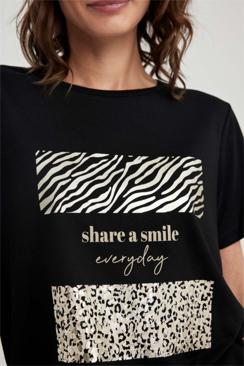 نساء أسود تي شيرت بطباعة الحيوانات قصة مريحة بياقة مستديرة