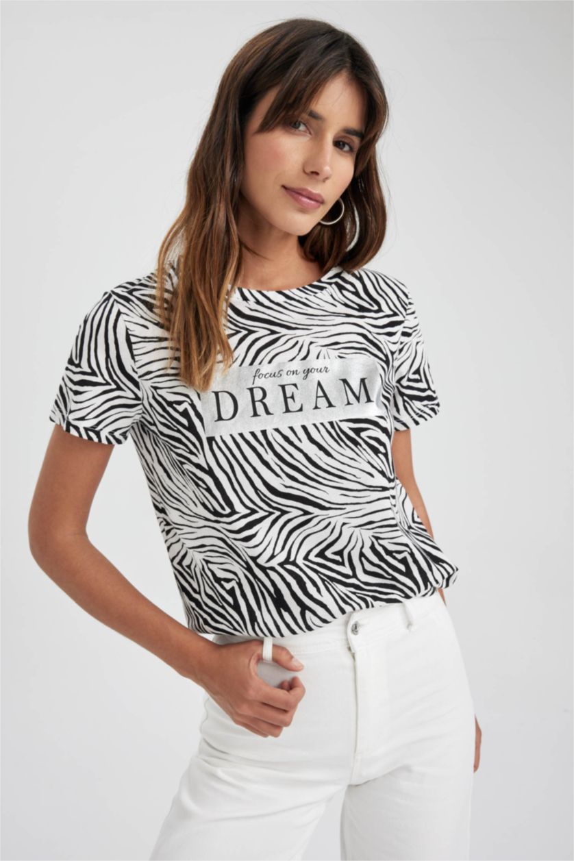 نساء أسود تيشيرت قطن بطباعة الحيوانات قصة عادية