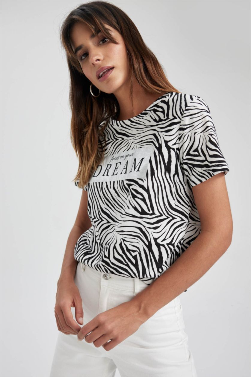 نساء أسود تيشيرت قطن بطباعة الحيوانات قصة عادية