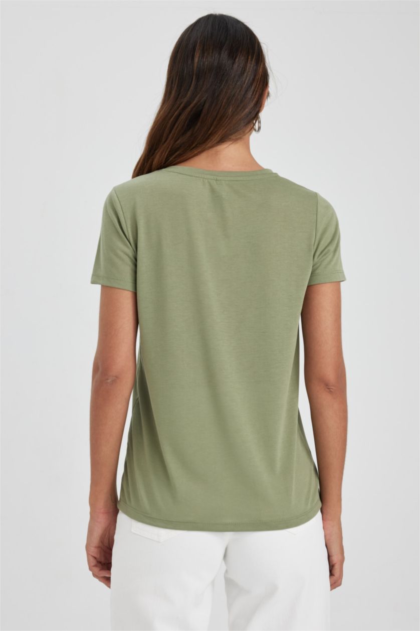 FEMME Kaki T-Shirt À Manches Courtes Coupe Régulière Imprimé Col Ras Du Cou