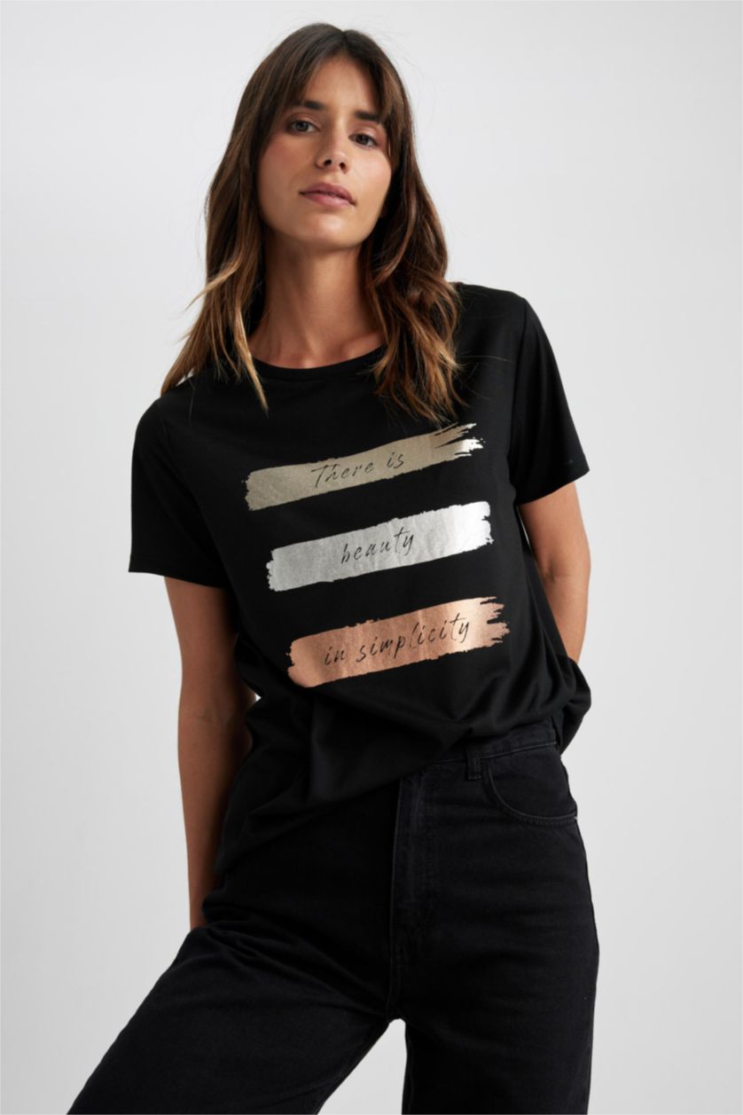 نساء أسود تيشيرت مطبوع قصة عادية برقبة مستديرة