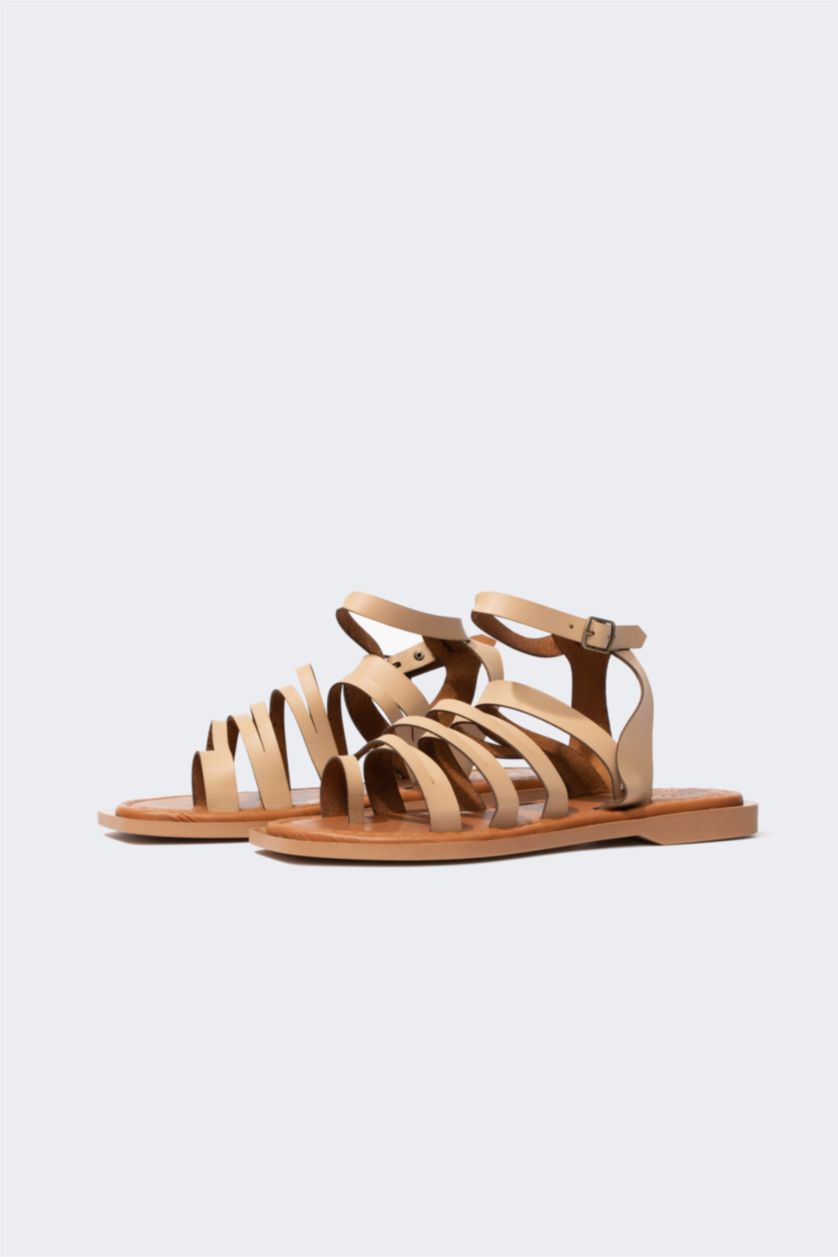 FEMME Beige sandales Semelle Plate