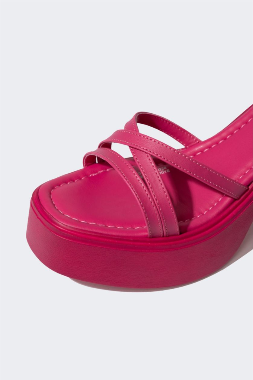 نساء فوشي صندل نسائي بكعب سميك