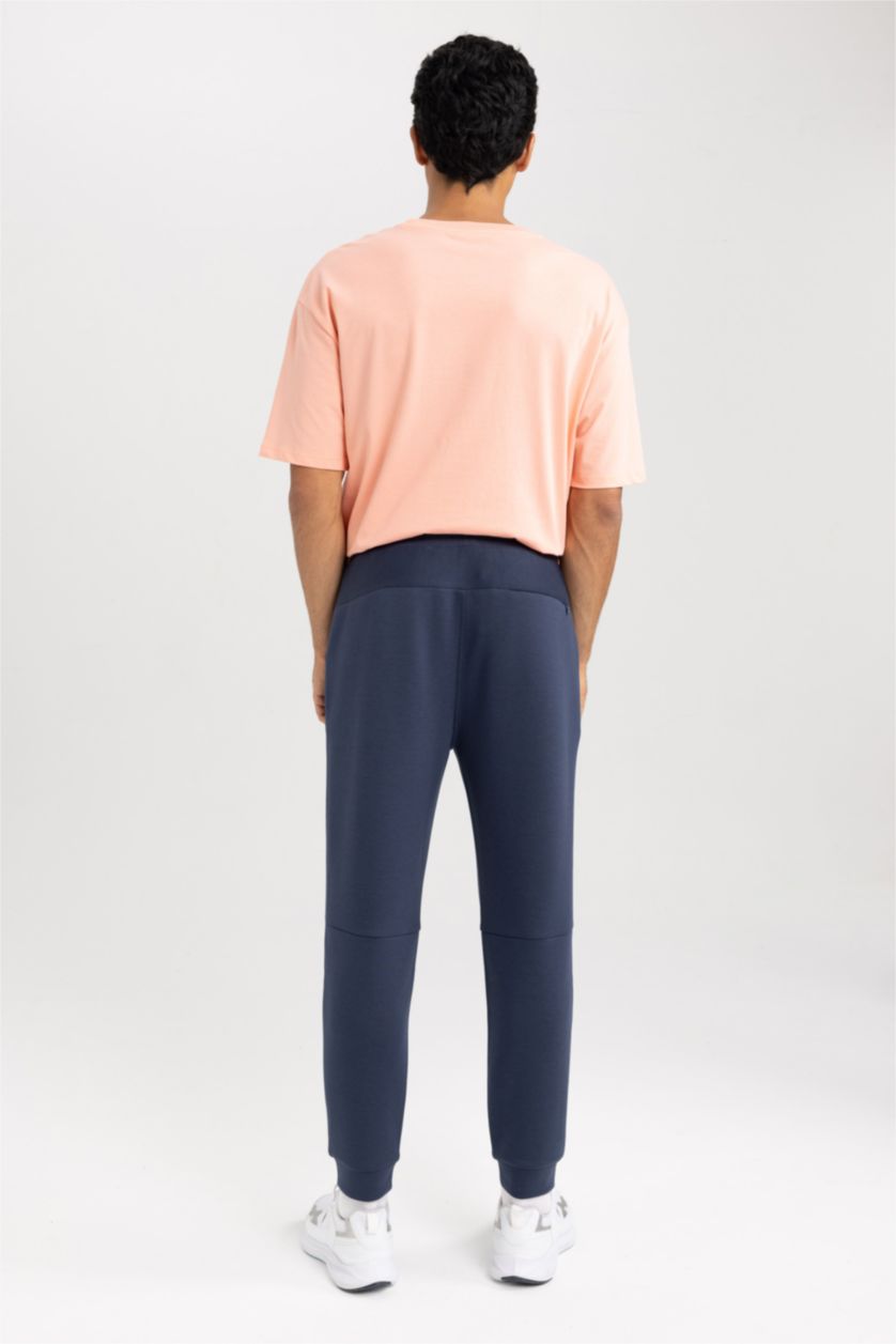 MAN NAVY Slim Fit Scuba Fabric Jogger