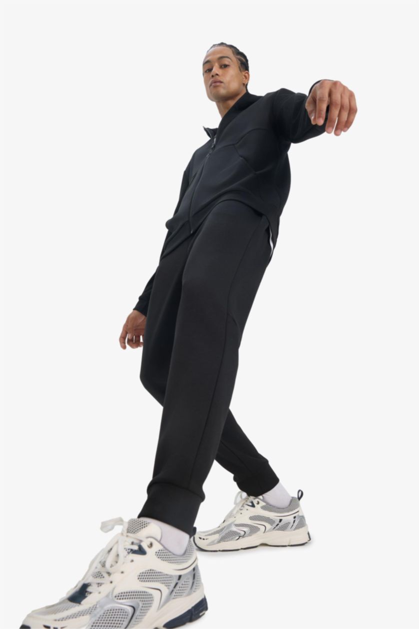 Erkek Siyah Slim Fit Nefes Alabilen Kumaş Jogger Eşofman Altı