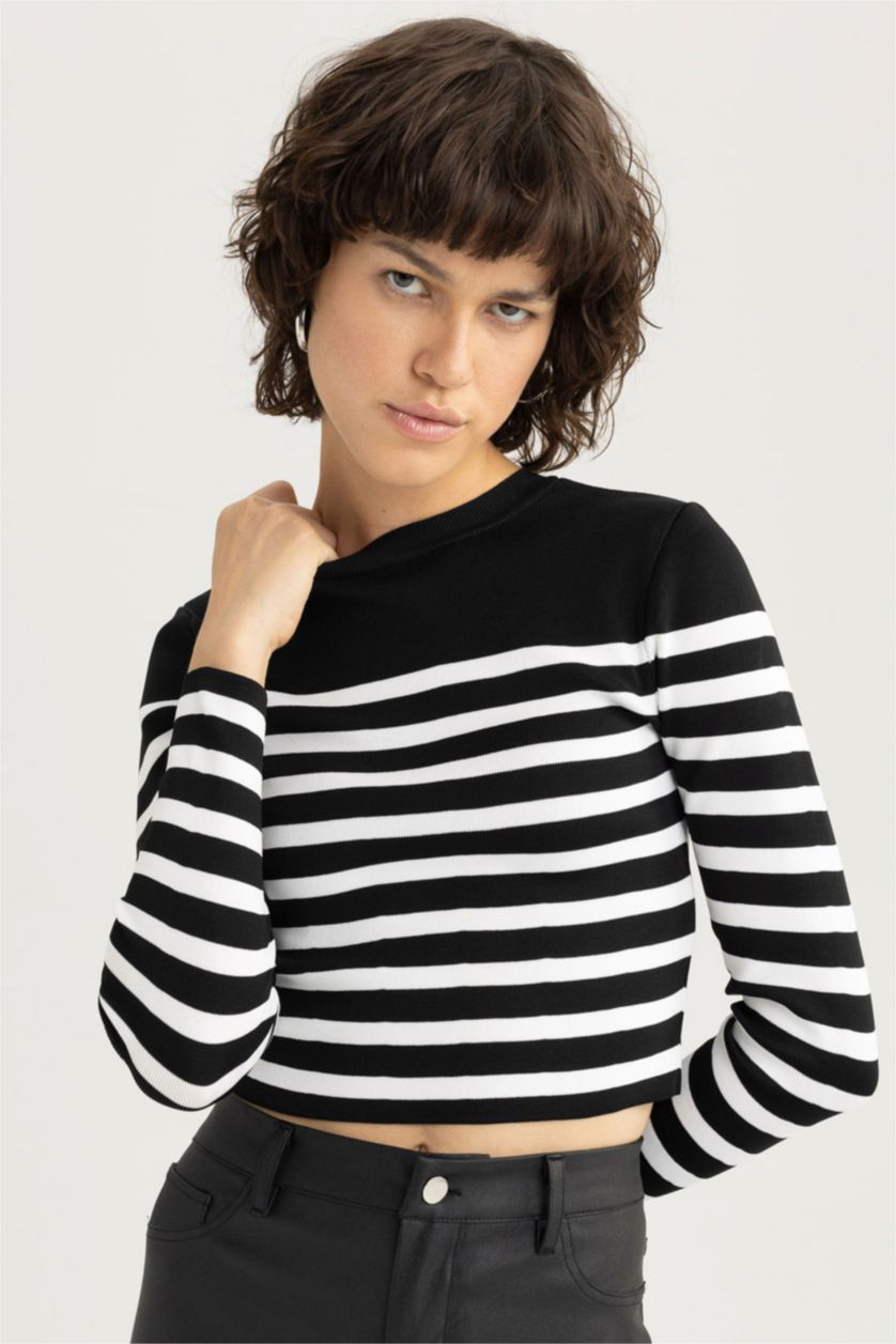 WOMAN Black Slim Fit Striped Crew Neck Knitted Pullover