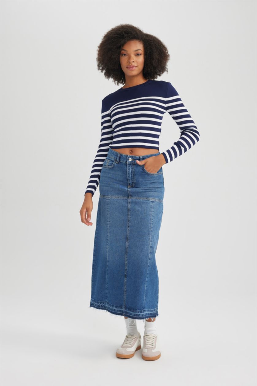 WOMAN NAVY Slim Fit Striped Crew Neck Pullover