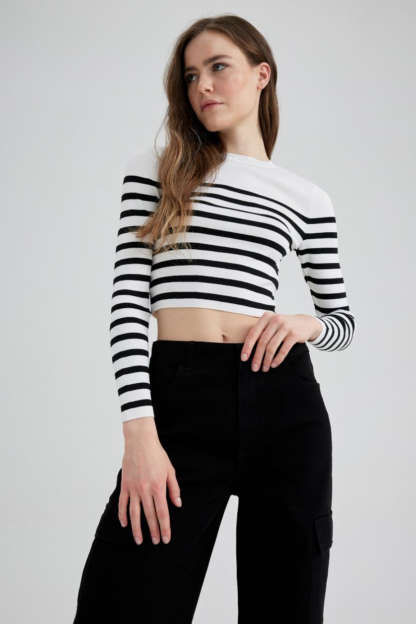 WOMAN Ecru Slim Fit Crew Neck Striped Crop Pullover