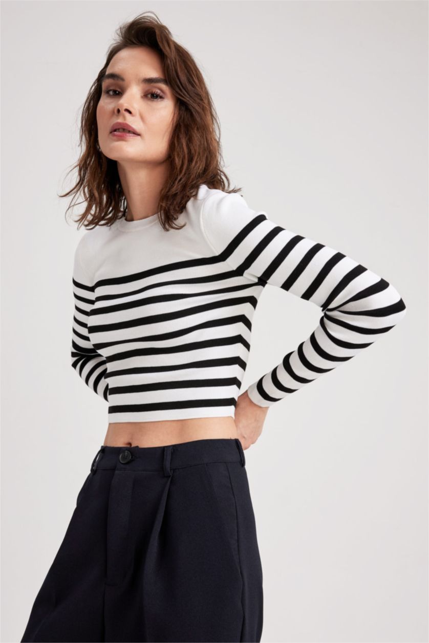 WOMAN Ecru Slim Fit Crew Neck Striped Crop Pullover