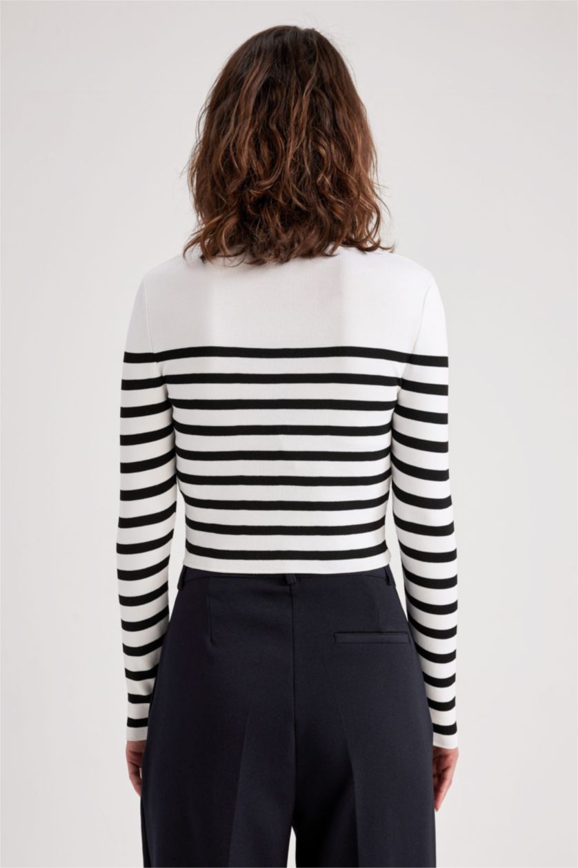 WOMAN Ecru Slim Fit Crew Neck Striped Crop Pullover