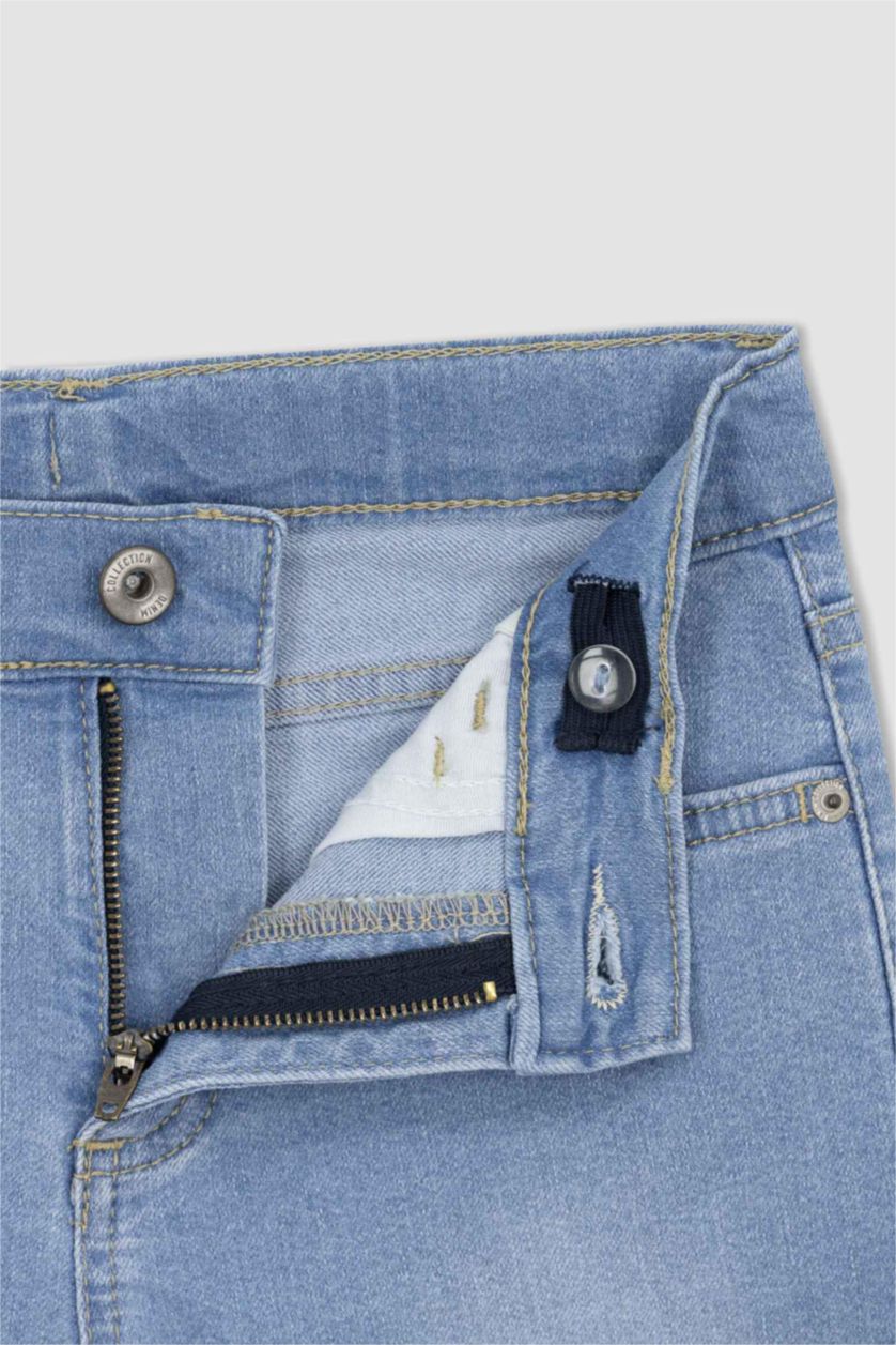 أولاد أزرق فاتح بنطلون جينز ولادي سليم فيت