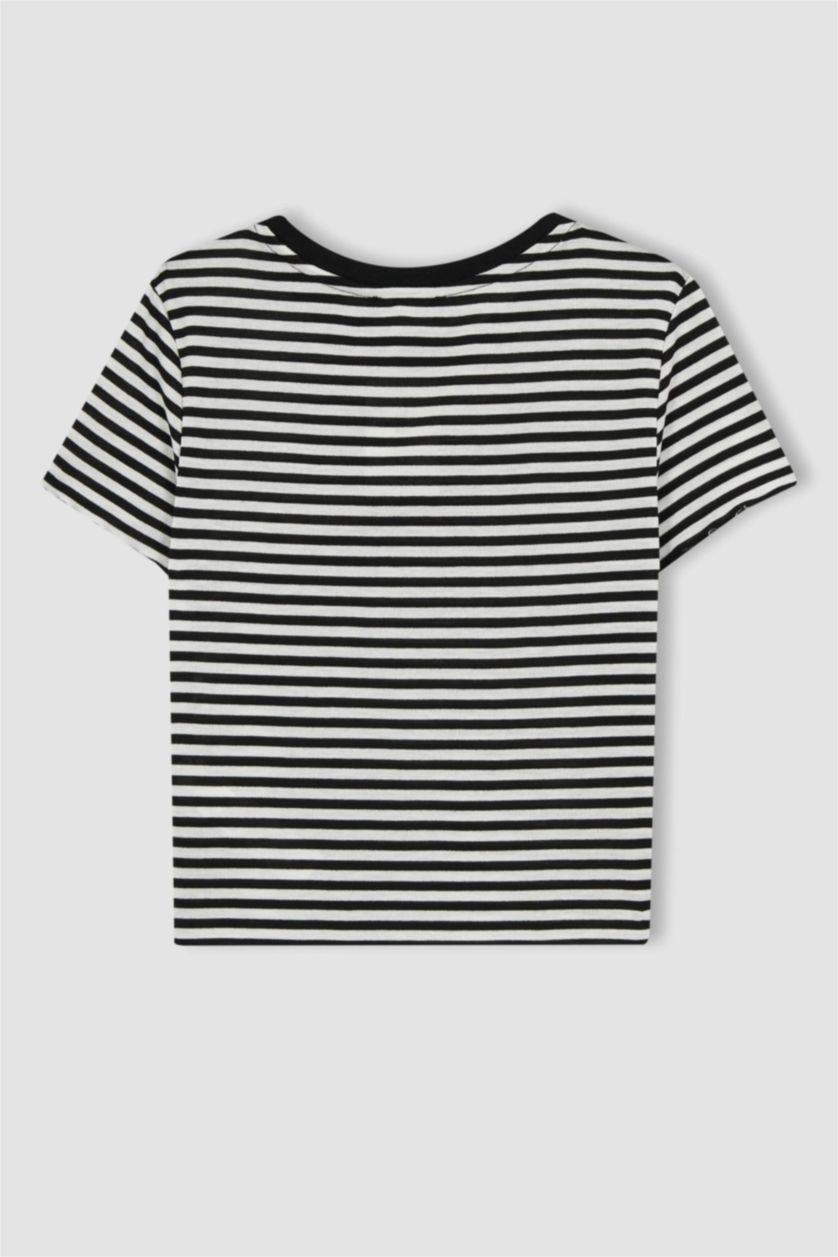 Kadın Siyah Fıtted Nakışlı Ribana Kısa Kollu Tişört