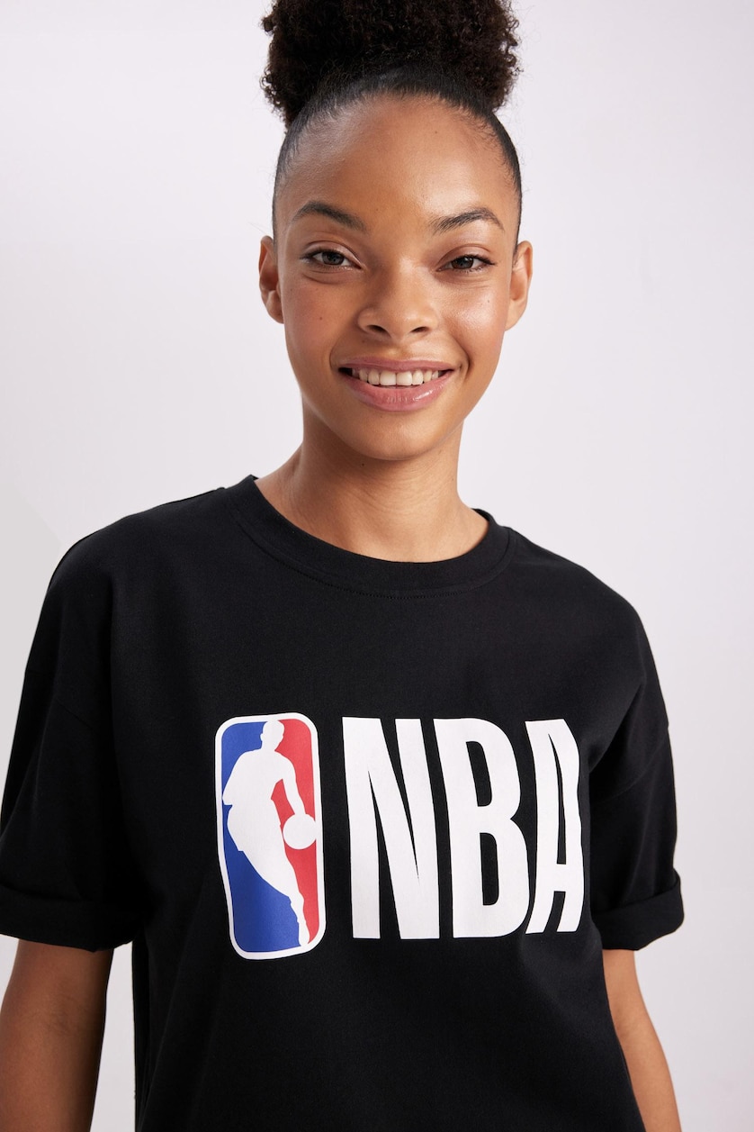 Әйелдерге қара NBA дөңгелек жаға Қысқа жеңді футболка