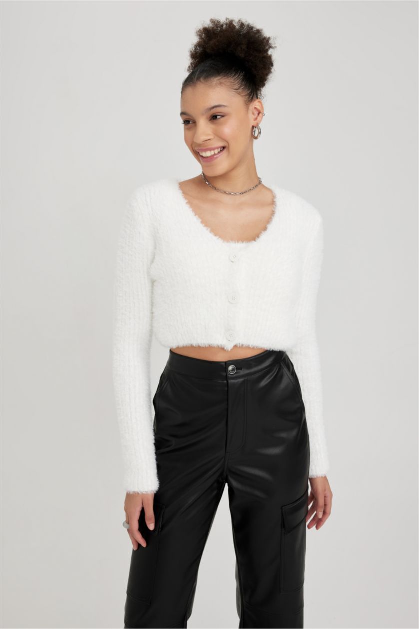 حريمي بيج فاتح كارديجان تريكو سليم فيت بياقة V