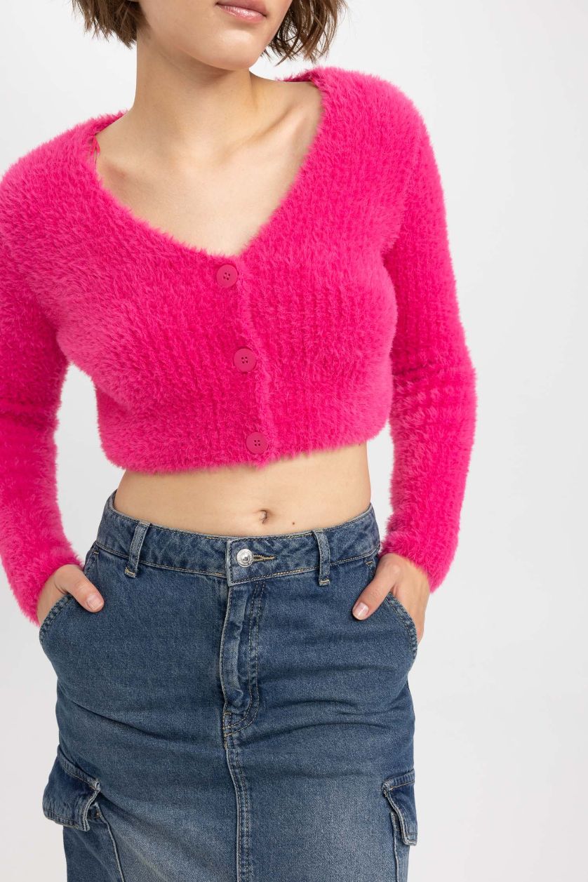 حريمي فوشي كارديجان تريكو سليم فيت بياقة V