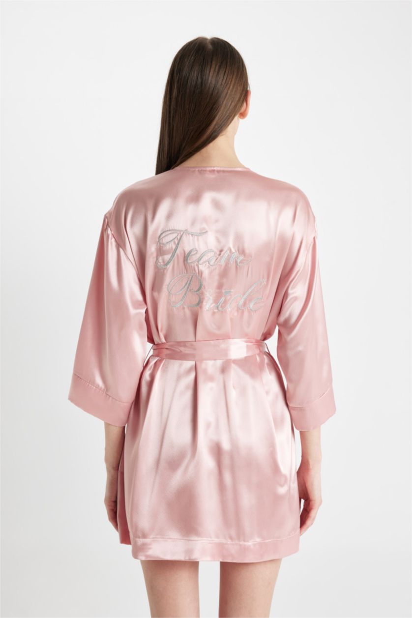 Kadın Gülkurusu Relax Fit Wrap Yaka Saten Yarım Kol Sabahlık-Fall in Love