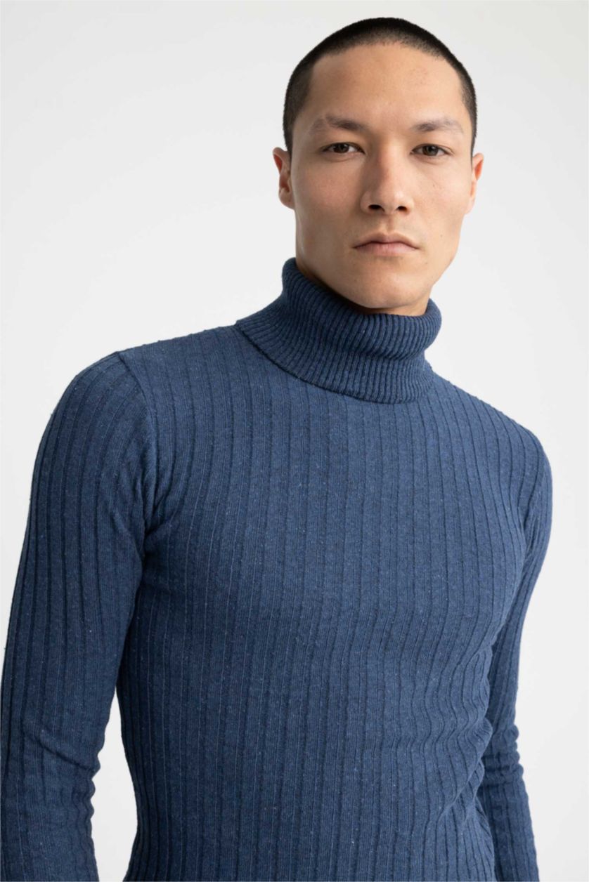 HOMME Indigo Pull En Maille À La Coupe Classique Et Au Col Rond