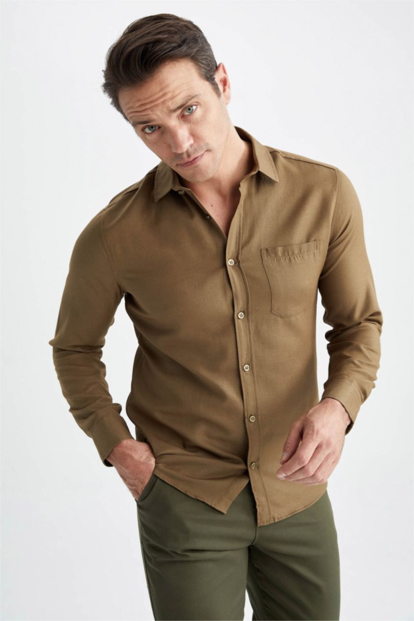 HOMME Marron Clair Chemise à manches longues coupe moderne