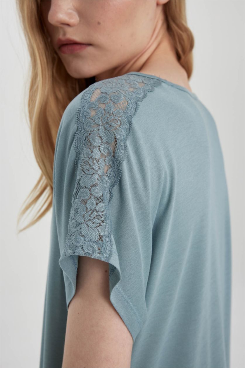 Kadın Mat Mavi Fall in Love Regular Fit V Yaka Kısa Kollu Viskon Gecelik